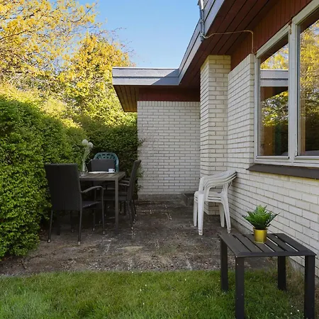 3 Bedroom Stunning In Farso Hébergement de vacances *