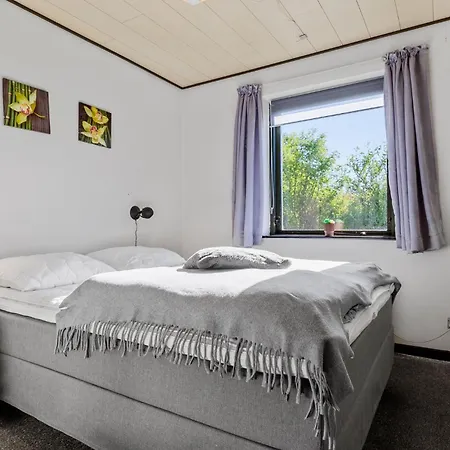 펜션 3 Bedroom Beautiful Home In Farso
