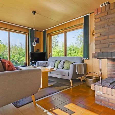 펜션 3 Bedroom Beautiful Home In Farso *